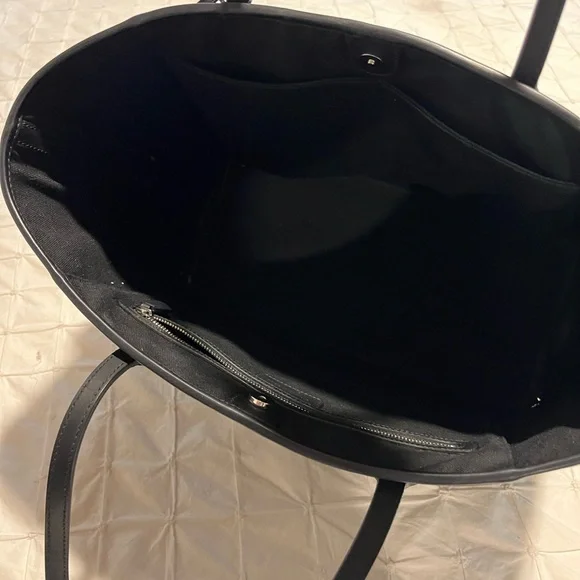 DIOR Tote - Picture 11 of 13